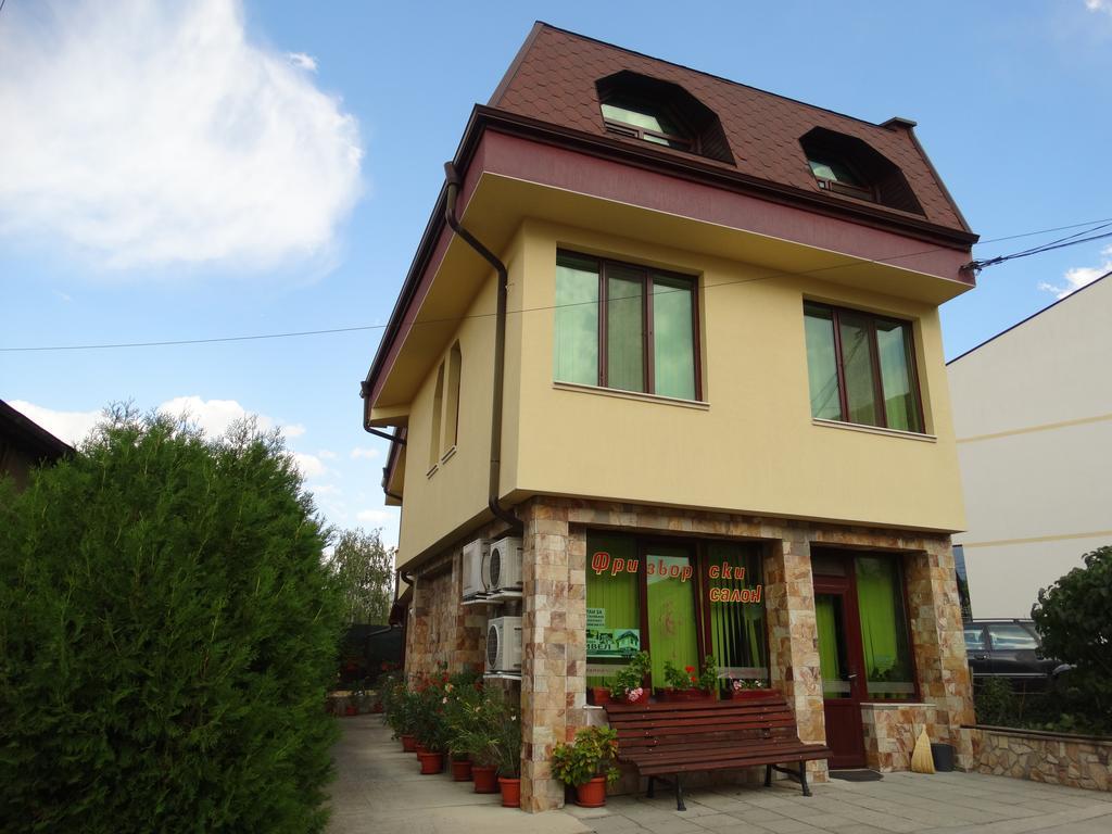 Guest House Ivel サパレヴァ・バニャ エクステリア 写真